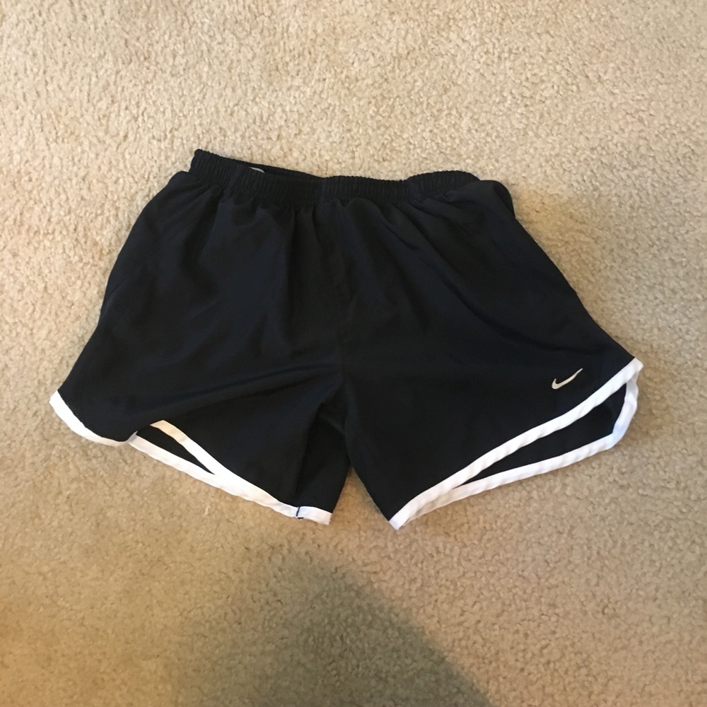 Black Nike running shorts
